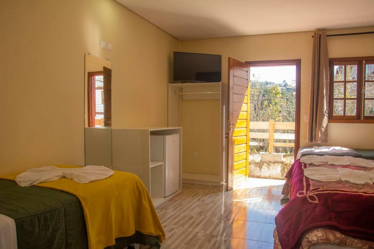 Pousada Villaggio Di Roma Campos do Jordão Buitenkant foto